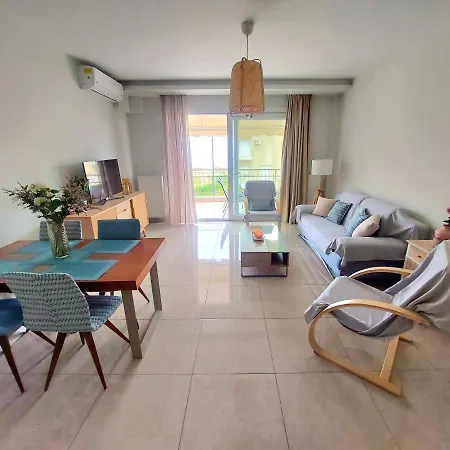 Myrsini's Sea View