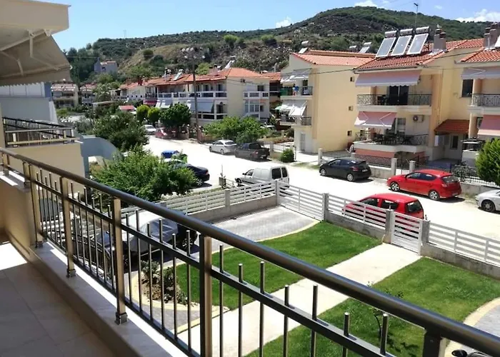 Myrsini's Sea View Apartmán Néa Péramos