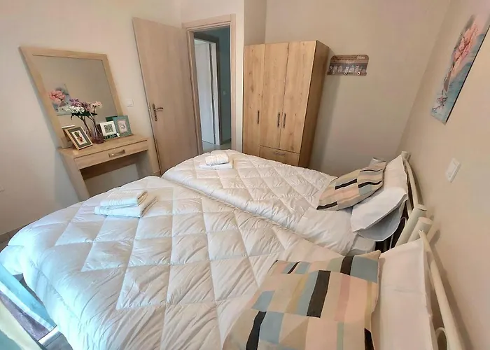 Myrsini's Sea View Apartmán