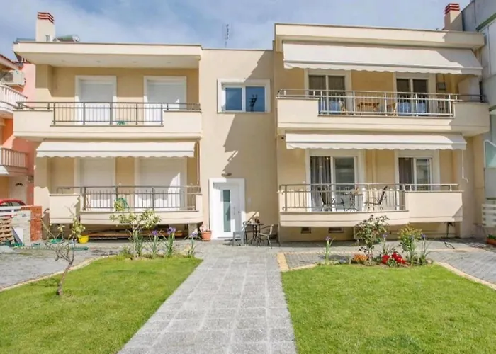 Myrsini's Sea View Apartmán Néa Péramos